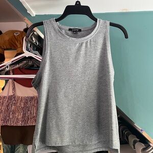 Zobha Gray Crop Workout Tank Top